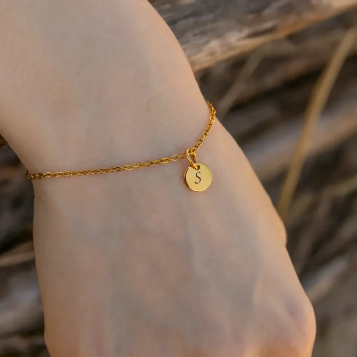 Personalizuota apyrankė su brangių žmonių inicialais - Image 2