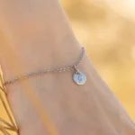 Personalizuota apyrankė su brangių žmonių inicialais - Image 5